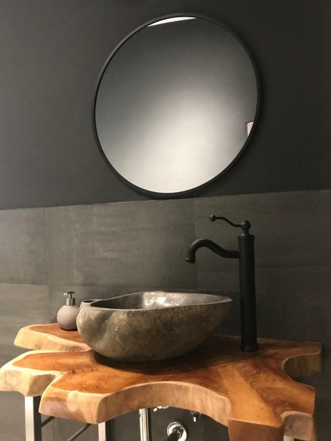 Lovely Apt Really Downtown - Free Private Parking Included! - Генуа Екстериор снимка