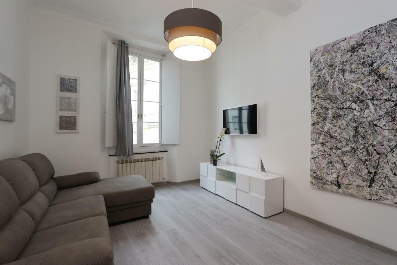 Lovely Apt Really Downtown - Free Private Parking Included! - Генуа Екстериор снимка