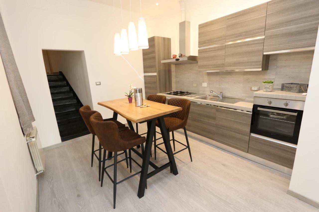 Lovely Apt Really Downtown - Free Private Parking Included! - Генуа Екстериор снимка