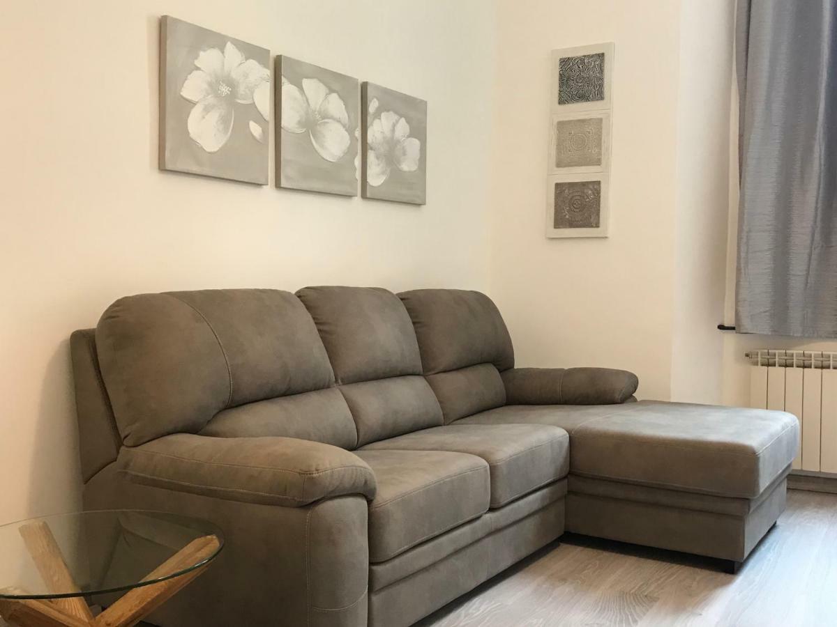 Lovely Apt Really Downtown - Free Private Parking Included! - Генуа Екстериор снимка